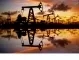 Цените на петрола поддържат курса заради американските запаси